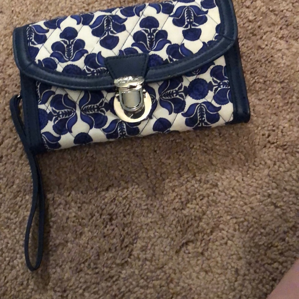 Blue and white floral Vera Bradley wristlet